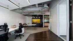 Gateway East (D7), Office #556554421